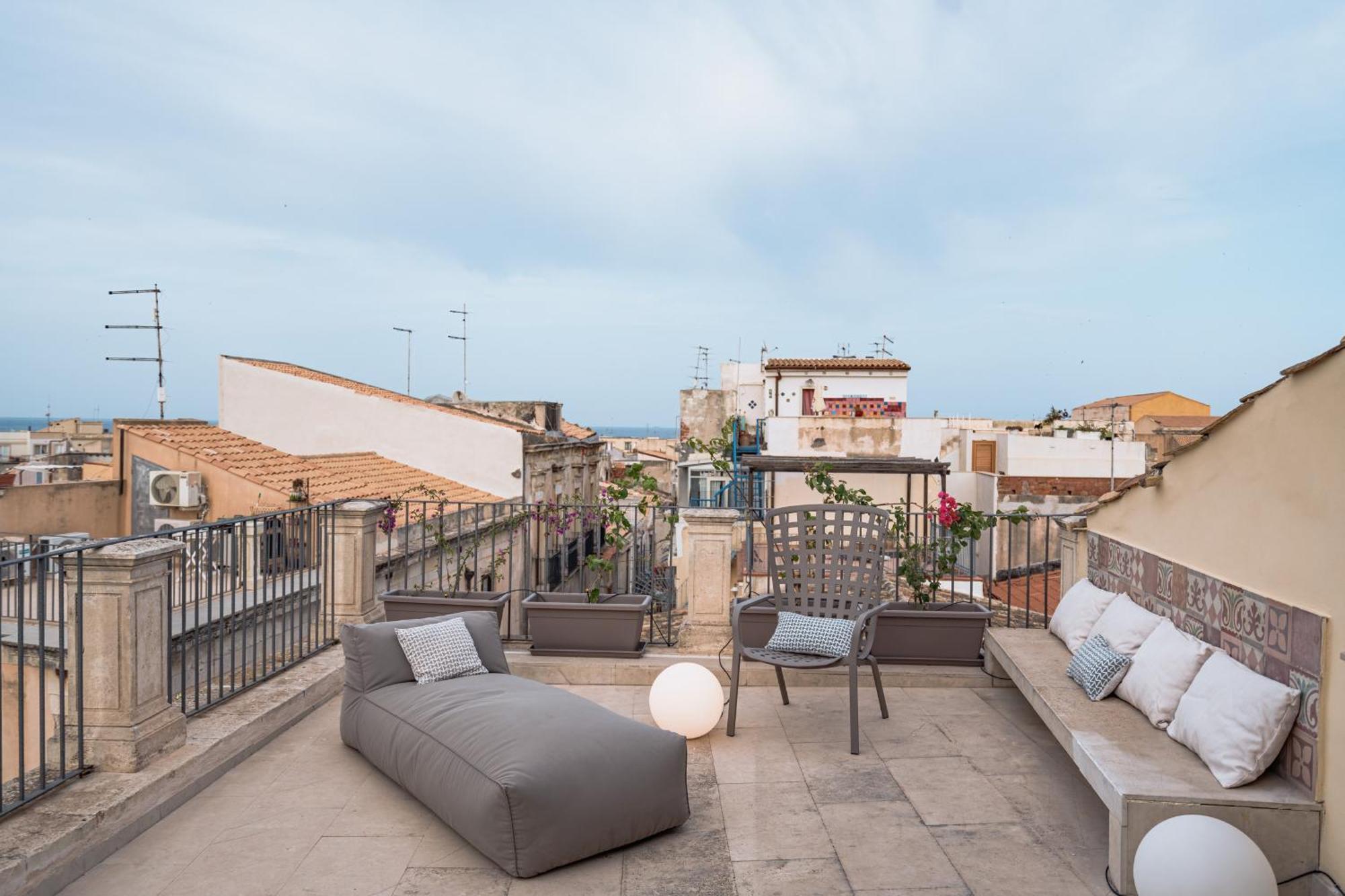 Alma Maris Terrazza Al Tempio By Bed&Bros Apartment Syracuse Bagian luar foto