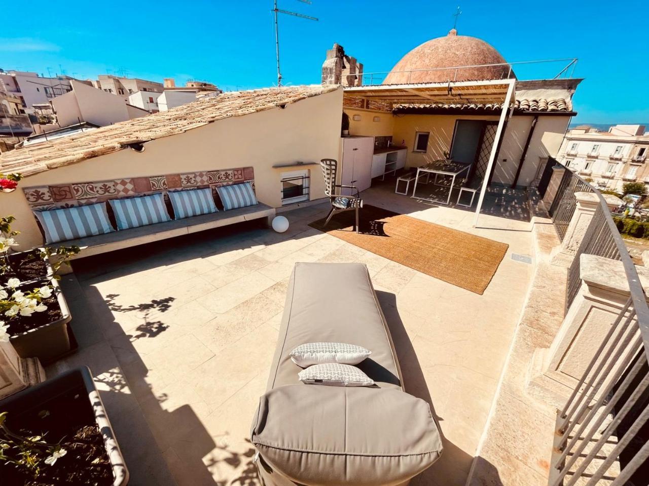 Alma Maris Terrazza Al Tempio By Bed&Bros Apartment Syracuse Bagian luar foto
