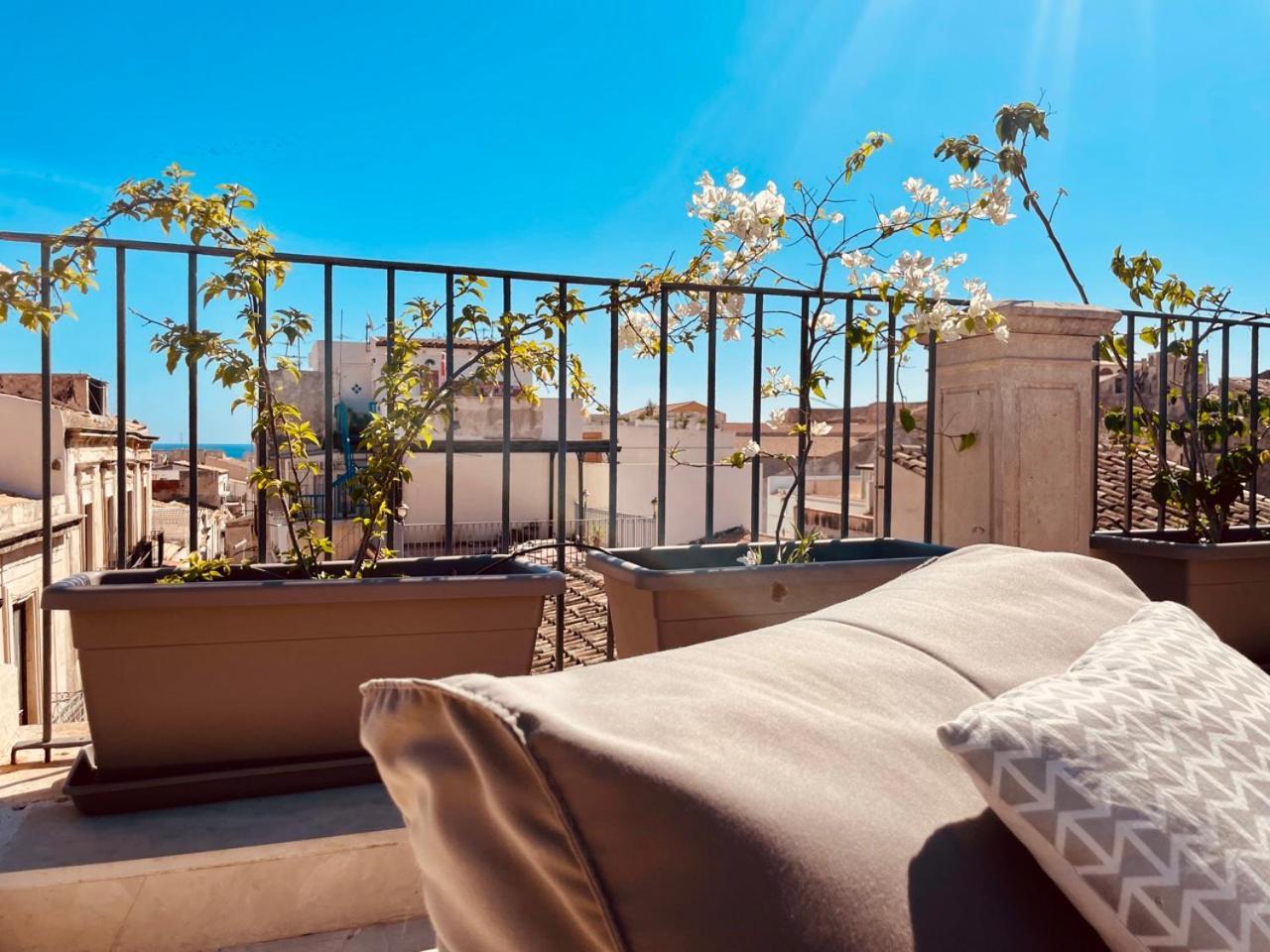 Alma Maris Terrazza Al Tempio By Bed&Bros Apartment Syracuse Bagian luar foto